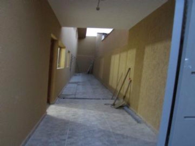 Casa à venda com 2 quartos, 30m² - Foto 23