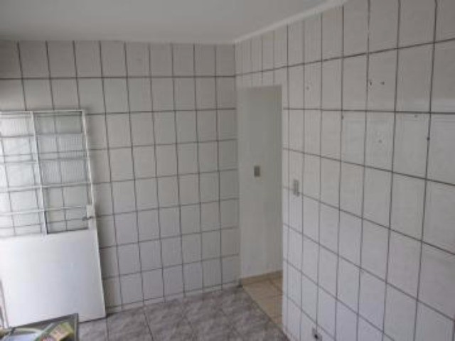 Casa à venda com 1 quarto, 48m² - Foto 5