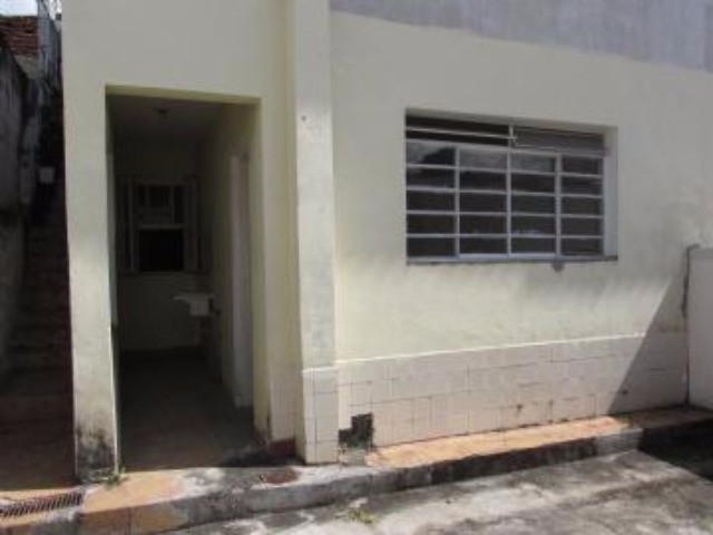 Casa para alugar com 1 quarto, 45m² - Foto 12