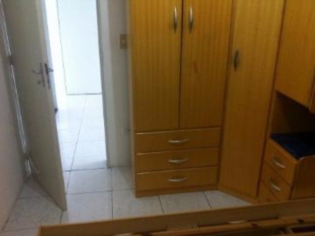 Apartamento à venda com 2 quartos, 70m² - Foto 3