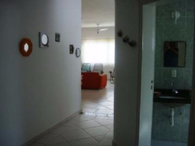 Casa à venda com 3 quartos, 300m² - Foto 14