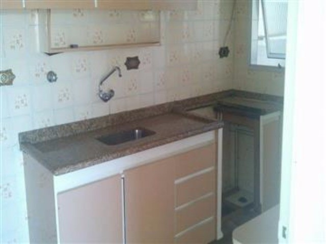 Apartamento à venda com 2 quartos, 72m² - Foto 4