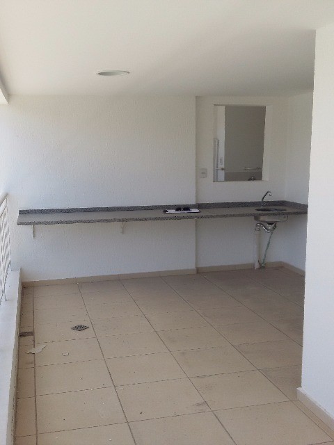 Apartamento para alugar com 3 quartos, 91m² - Foto 4