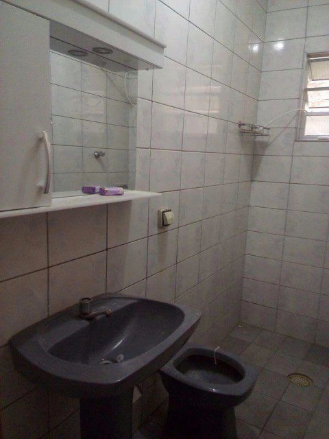 Casa à venda com 3 quartos, 200m² - Foto 3