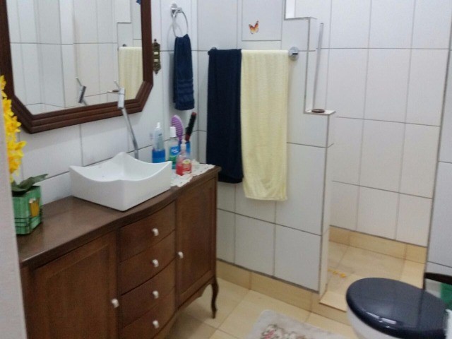 Casa à venda com 3 quartos, 200m² - Foto 16