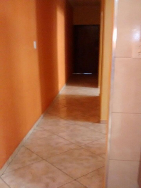 Casa à venda com 2 quartos, 90m² - Foto 9