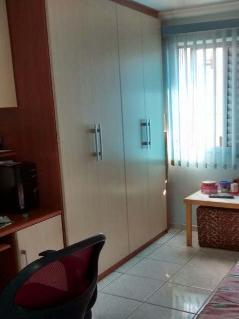 Apartamento à venda com 2 quartos, 50m² - Foto 4