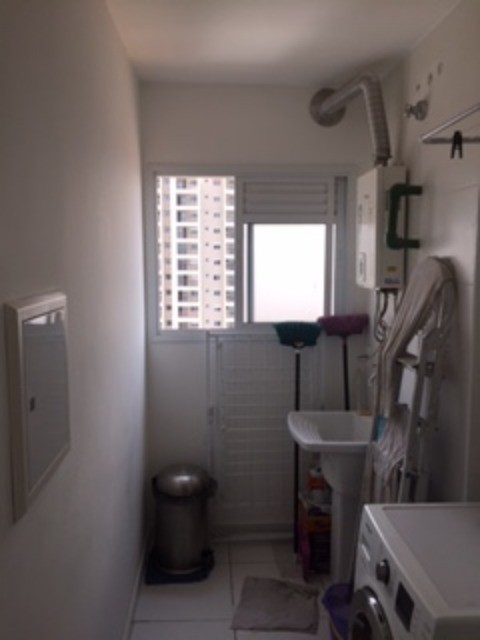 Apartamento à venda com 2 quartos, 62m² - Foto 32