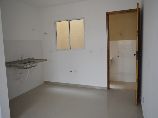 Casa à venda com 2 quartos, 57m² - Foto 8