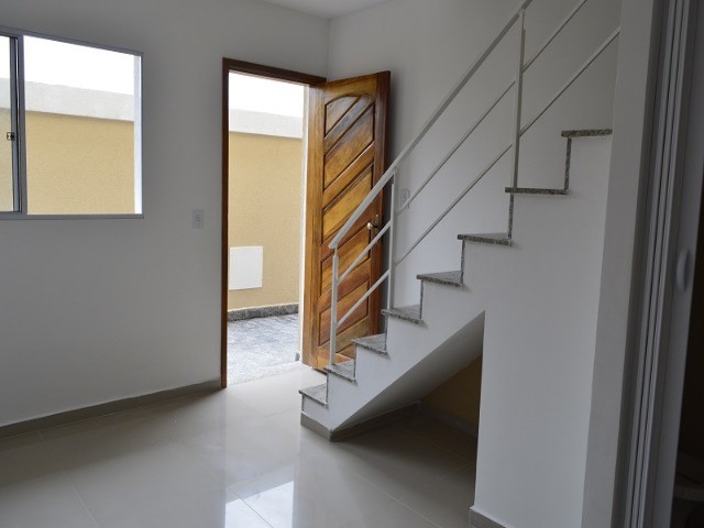 Casa à venda com 2 quartos, 57m² - Foto 14