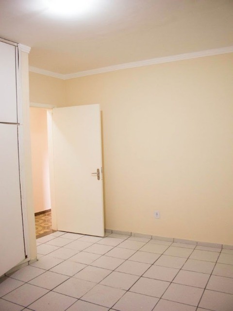 Prédio Inteiro para alugar com 2 quartos, 120m² - Foto 4