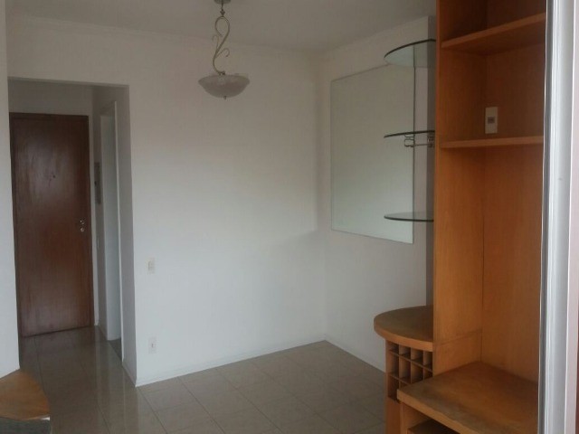 Apartamento à venda com 3 quartos, 78m² - Foto 1