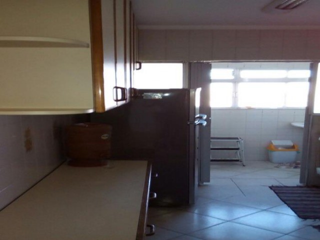 Apartamento para alugar com 3 quartos, 77m² - Foto 9