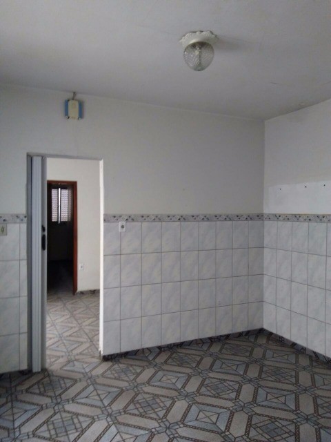 Casa à venda com 1 quarto, 100m² - Foto 28