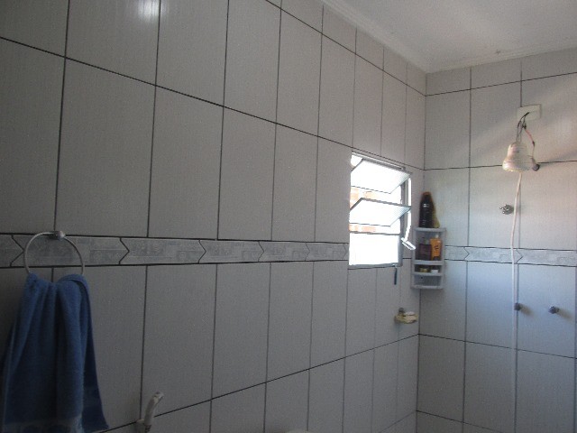 Casa à venda com 2 quartos, 250m² - Foto 19