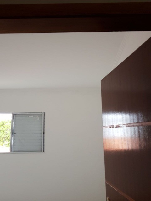 Casa à venda com 2 quartos, 70m² - Foto 5