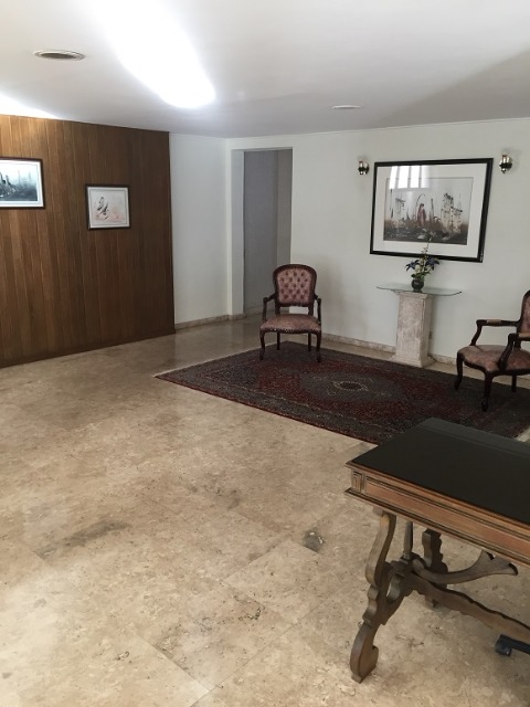 Apartamento à venda com 3 quartos, 145m² - Foto 19