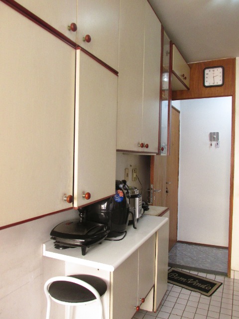 Apartamento à venda com 3 quartos, 72m² - Foto 7