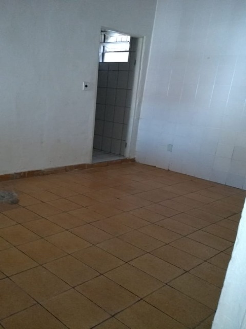 Casa para alugar com 3 quartos, 250m² - Foto 18