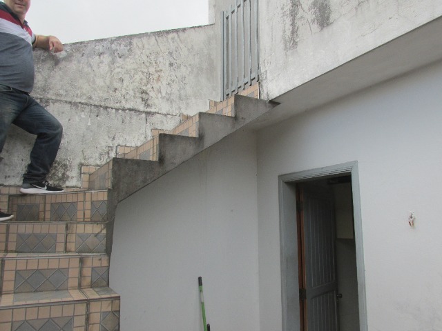 Casa à venda com 2 quartos, 200m² - Foto 12