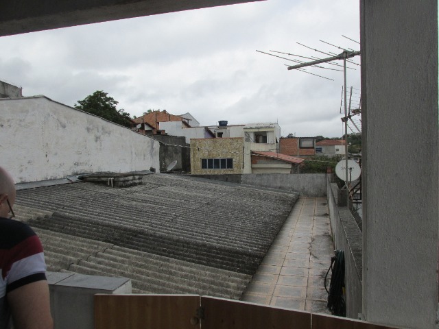 Casa à venda com 2 quartos, 200m² - Foto 14