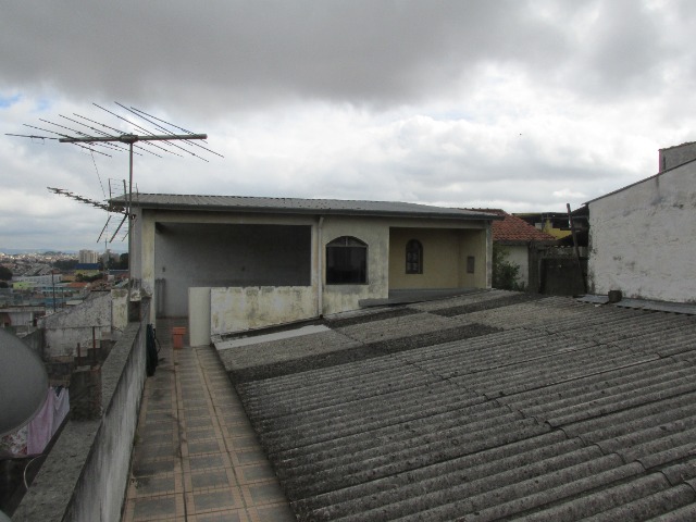 Casa à venda com 2 quartos, 200m² - Foto 18