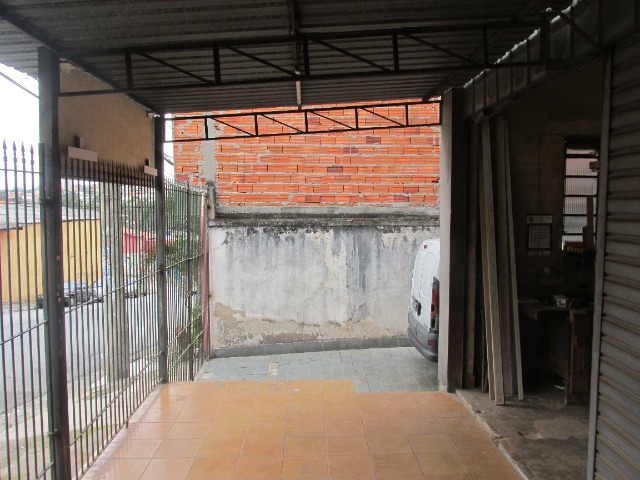 Casa à venda com 2 quartos, 200m² - Foto 25