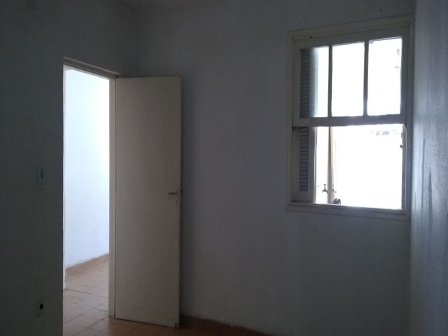 Casa para alugar com 1 quarto, 45m² - Foto 22