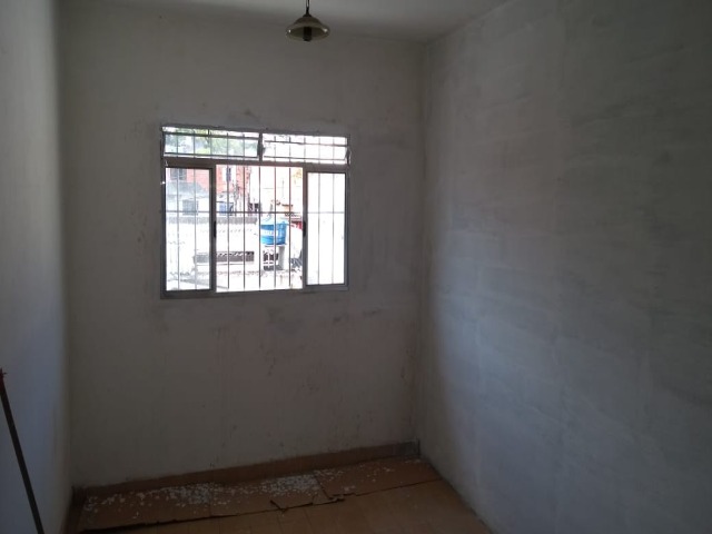 Casa à venda com 1 quarto, 200m² - Foto 27