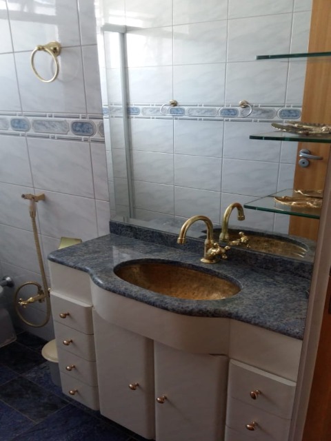 Apartamento à venda com 2 quartos, 105m² - Foto 2