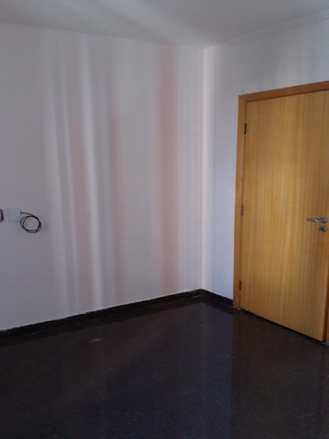 Apartamento à venda com 2 quartos, 105m² - Foto 8