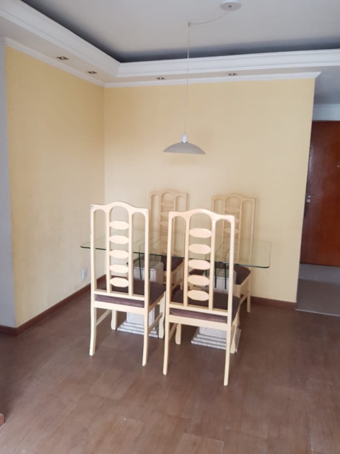 Apartamento para alugar com 3 quartos, 76m² - Foto 4