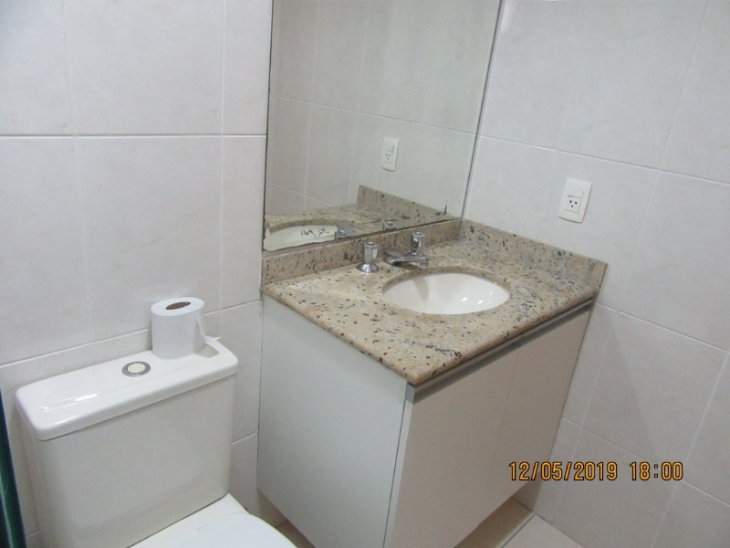 Apartamento para alugar com 2 quartos, 67m² - Foto 8