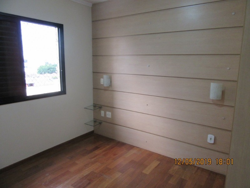 Apartamento para alugar com 2 quartos, 67m² - Foto 10