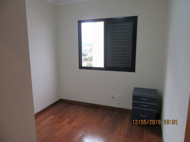 Apartamento para alugar com 2 quartos, 67m² - Foto 11