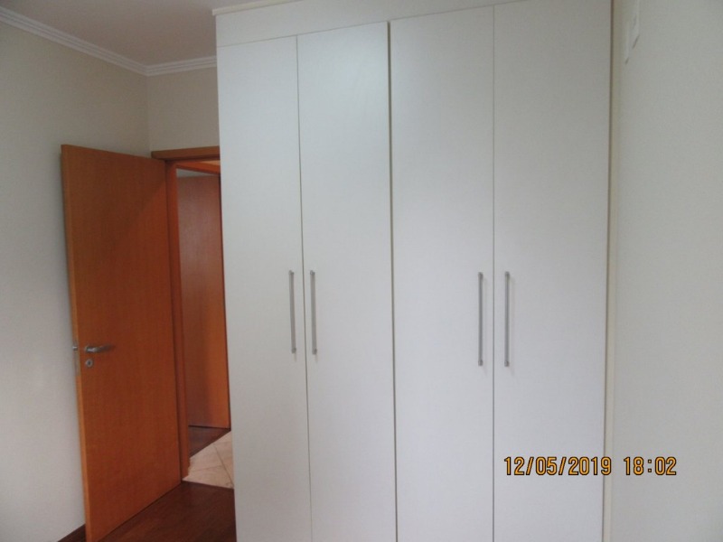 Apartamento para alugar com 2 quartos, 67m² - Foto 13