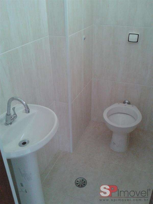 Apartamento à venda com 3 quartos, 70m² - Foto 2