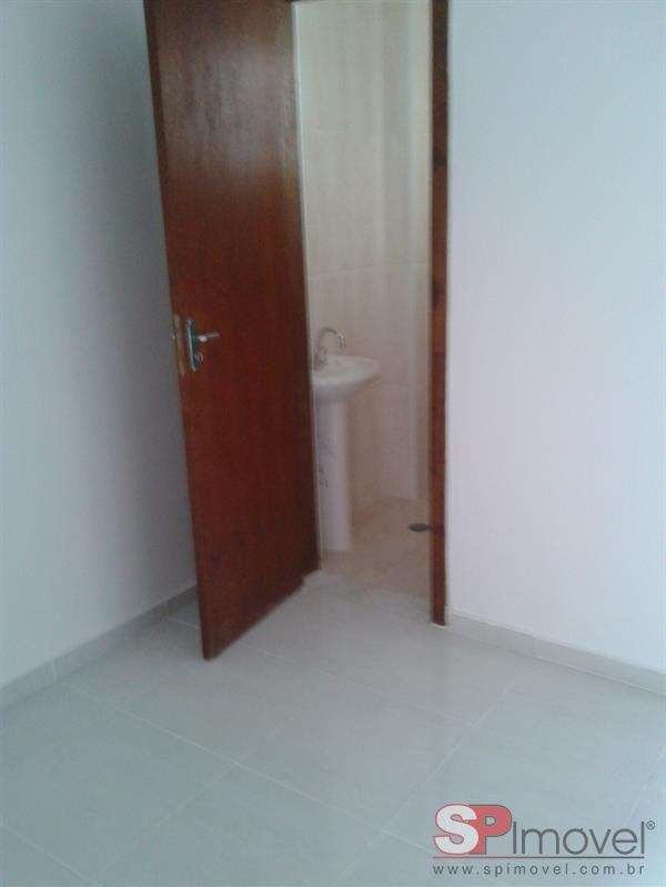 Apartamento à venda com 3 quartos, 70m² - Foto 4