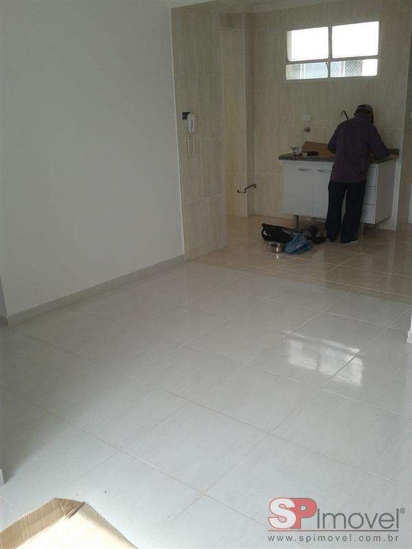 Apartamento à venda com 3 quartos, 70m² - Foto 12