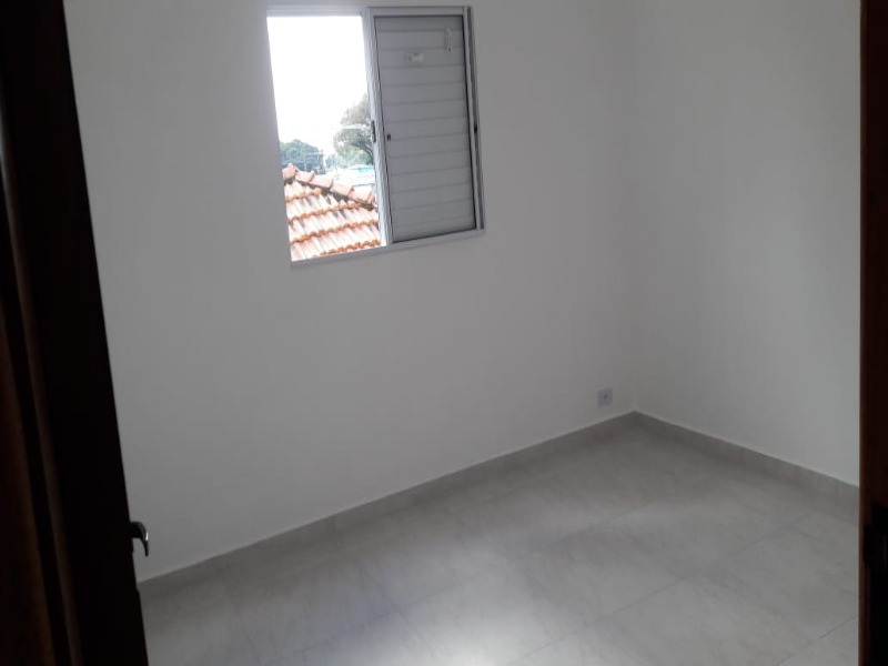 Casa à venda com 2 quartos, 70m² - Foto 14