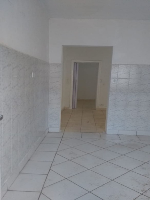 Casa para alugar com 1 quarto, 65m² - Foto 6