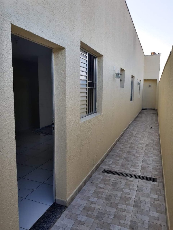 Casa à venda com 3 quartos, 200m² - Foto 5