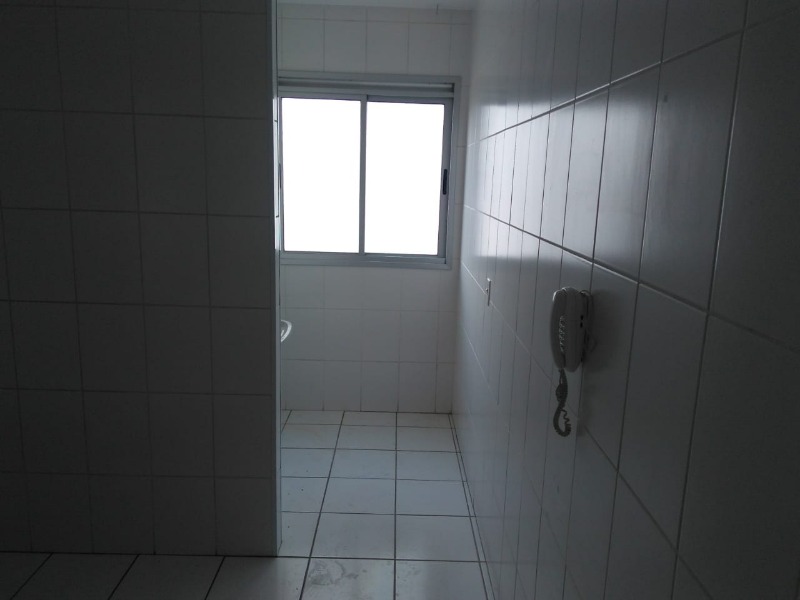 Apartamento à venda com 2 quartos, 49m² - Foto 31