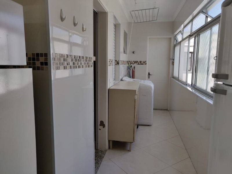 Apartamento à venda com 3 quartos, 168m² - Foto 15