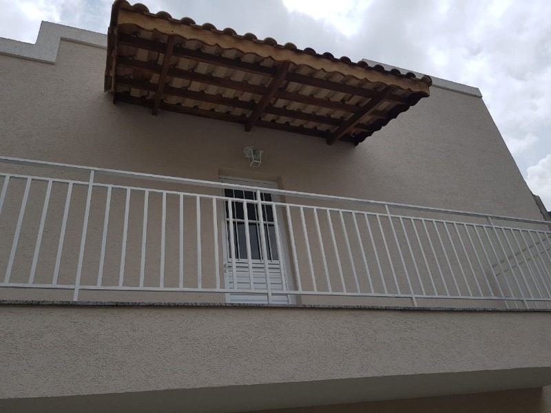 Casa à venda com 2 quartos, 53m² - Foto 5