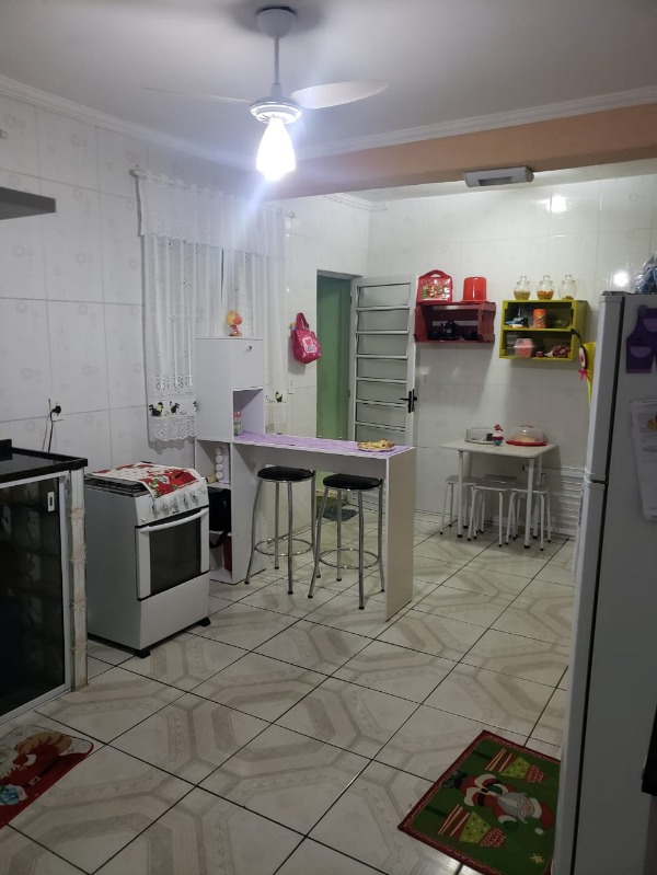 Casa à venda com 4 quartos, 600m² - Foto 33