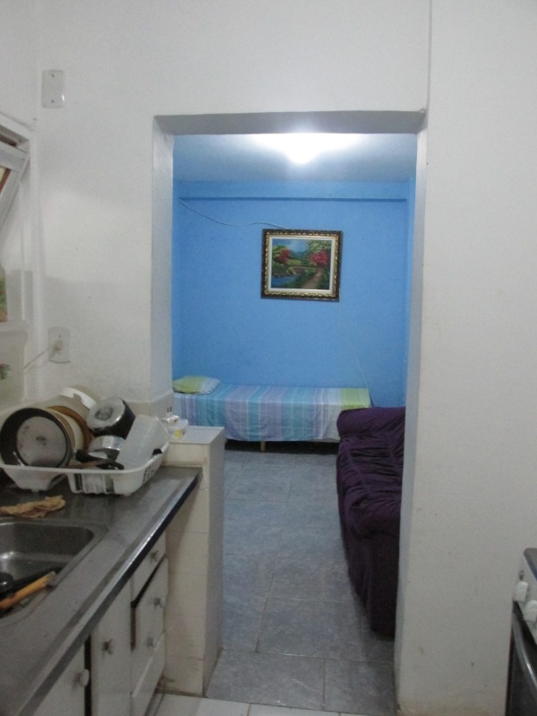 Casa à venda com 1 quarto, 200m² - Foto 7