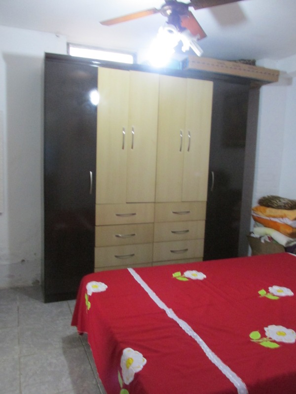 Casa à venda com 1 quarto, 200m² - Foto 11