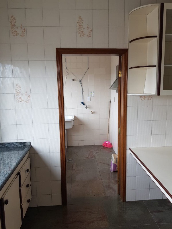 Cobertura à venda e aluguel com 3 quartos, 160m² - Foto 32