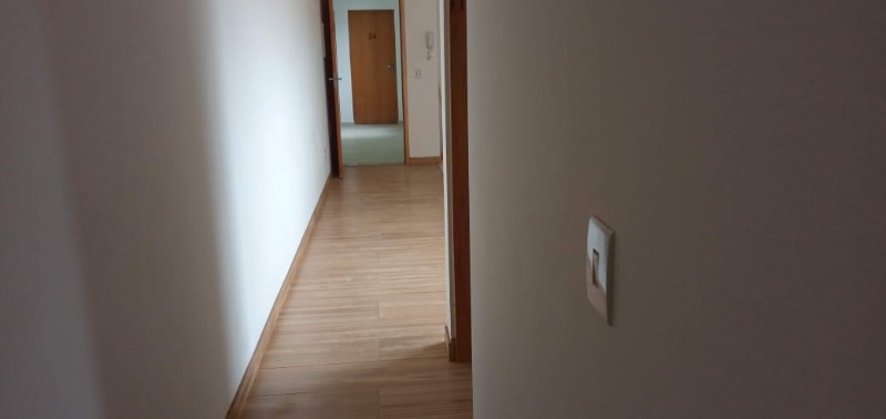 Apartamento à venda com 2 quartos, 53m² - Foto 4